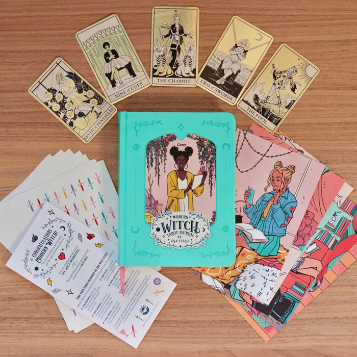 Tarot modern witch deck